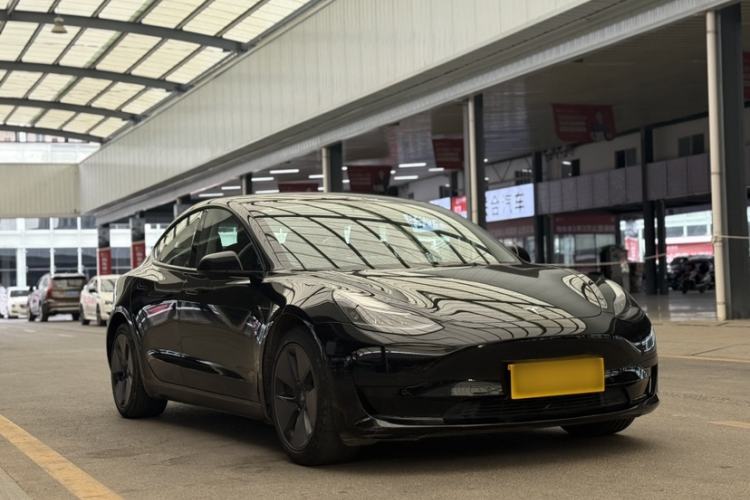 Used Tesla Model 3 2022 Rear-Wheel-Drive Version Exterior 4