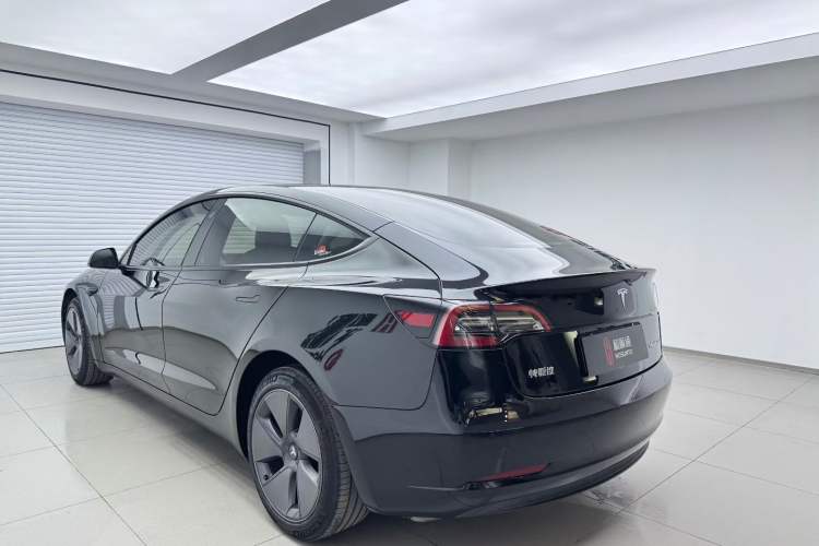 Used Tesla Model 3 2022 Rear-Wheel-Drive Version Exterior 4