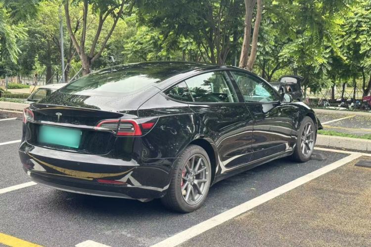 Used Tesla Model 3 2022 Rear-Wheel-Drive Version Exterior 4