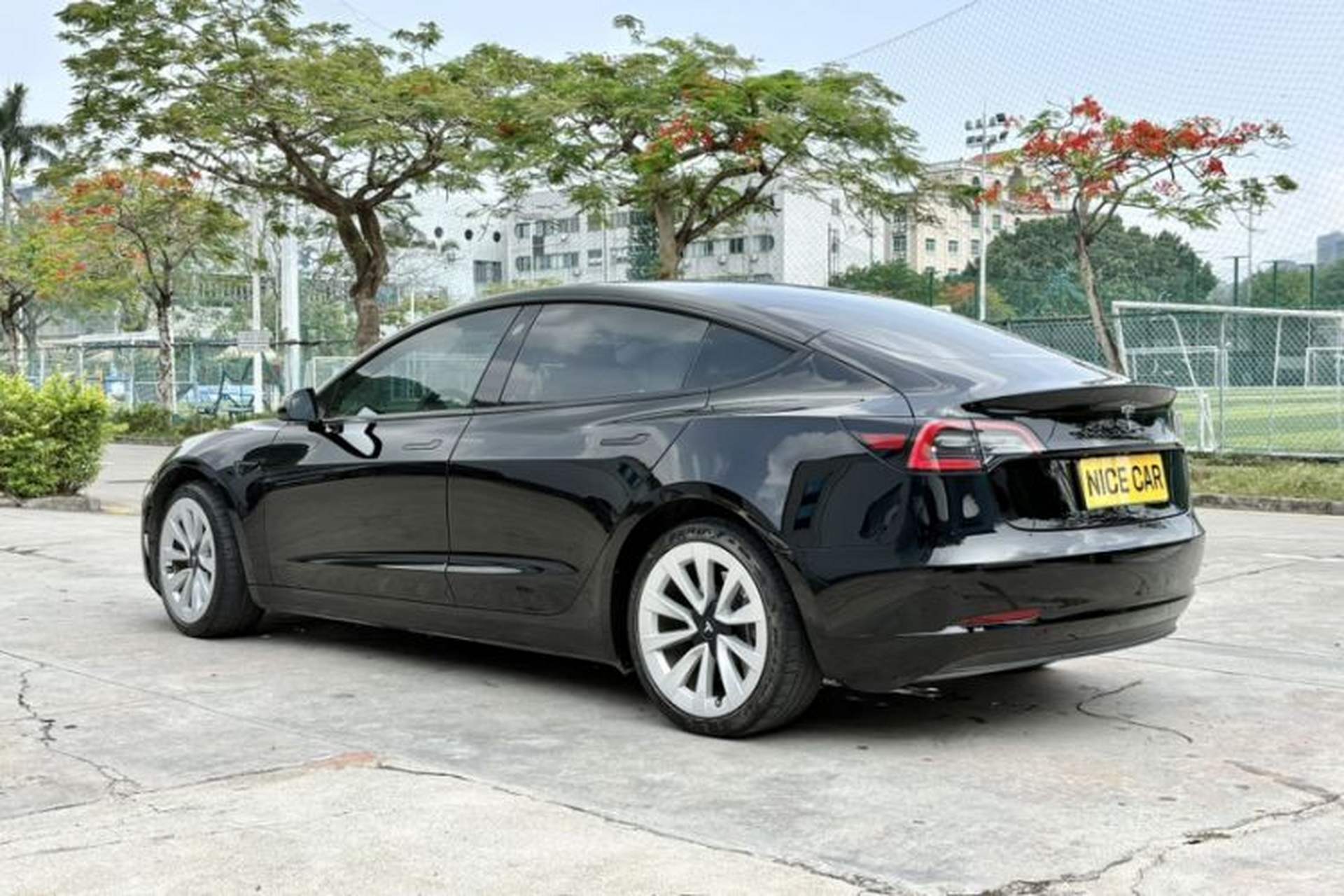 Used Tesla Model 3 2022 Rear-Wheel-Drive Version Exterior 4