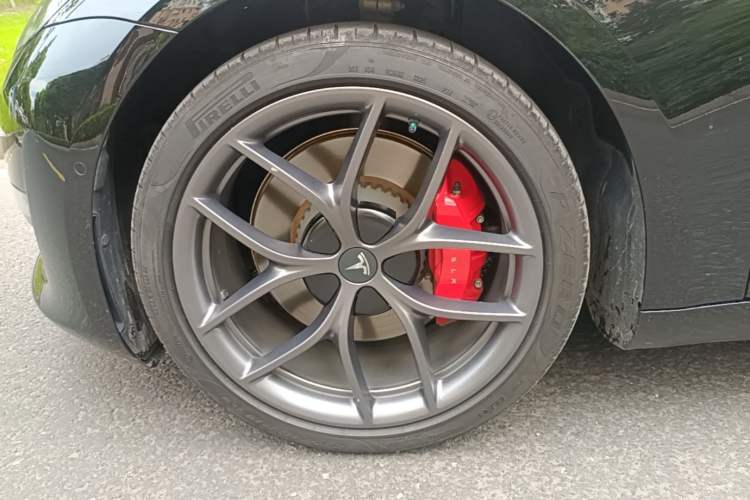 Used Tesla Model 3 2022 Performance High-Performance All-Wheel-Drive Version Exterior 4