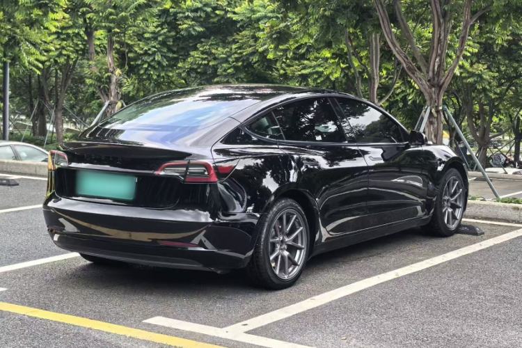 Used Tesla Model 3 2022 Rear-Wheel-Drive Version Exterior 5