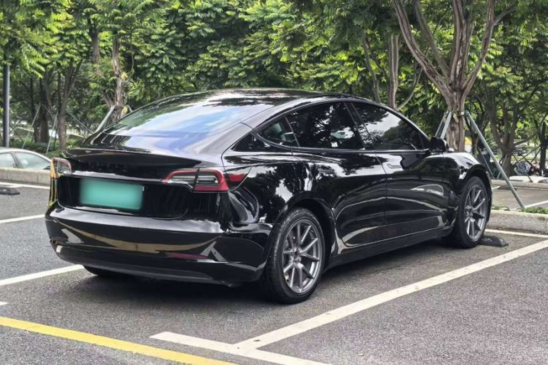 Used Tesla Model 3 2022 Rear-Wheel-Drive Version Exterior 5