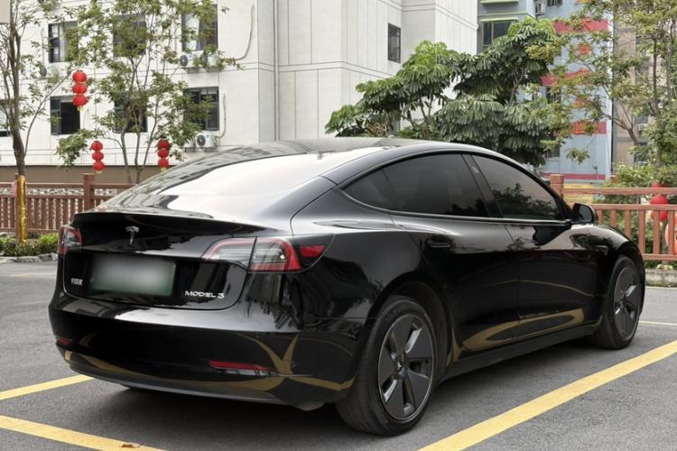 Used Tesla Model 3 2022 Rear-Wheel-Drive Version Exterior 5