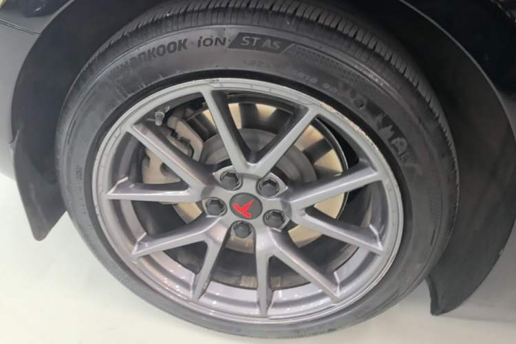 Used Tesla Model 3 2022 Rear-Wheel-Drive Version Exterior 5