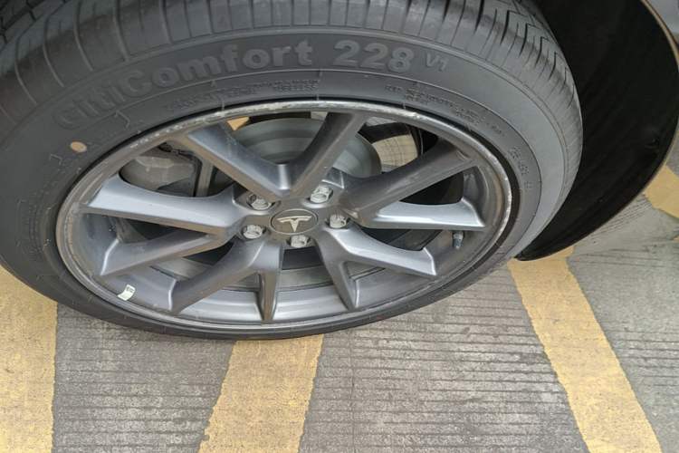 Used Tesla Model 3 2022 Rear-Wheel-Drive Version Exterior 5
