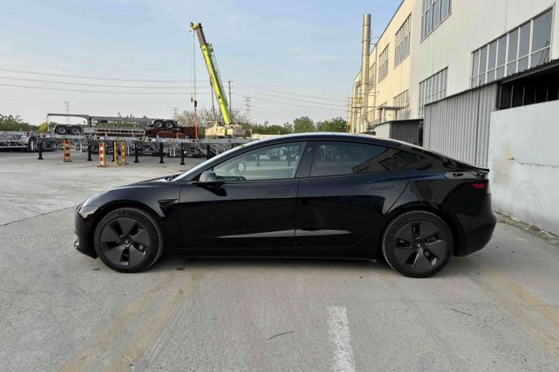 Used Tesla Model 3 2022 Rear-Wheel-Drive Version Exterior 6