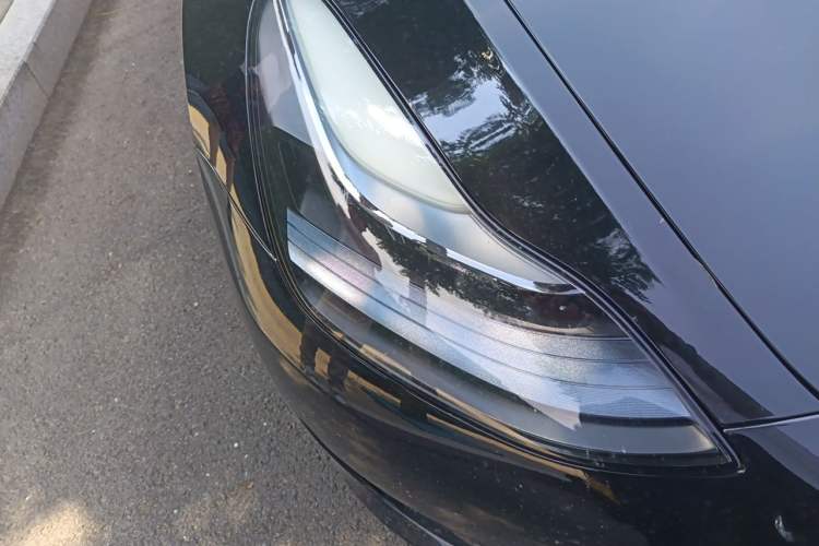 Used Tesla Model 3 2022 Rear-Wheel-Drive Version Exterior 6