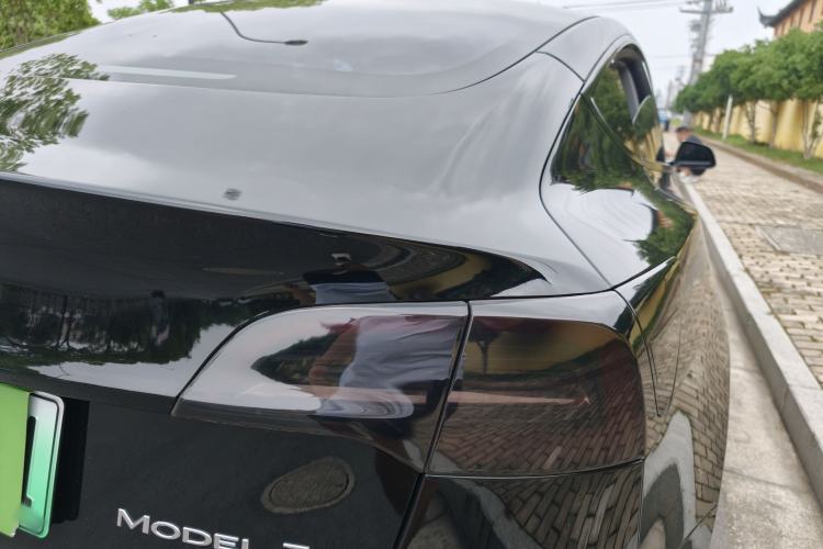 Used Tesla Model 3 2022 Rear-Wheel-Drive Version Exterior 7