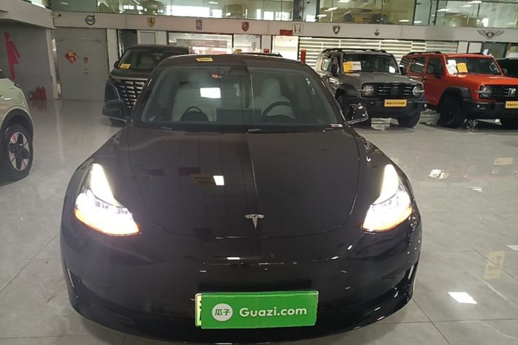 Used Tesla Model 3 2022 Rear-Wheel-Drive Version Front