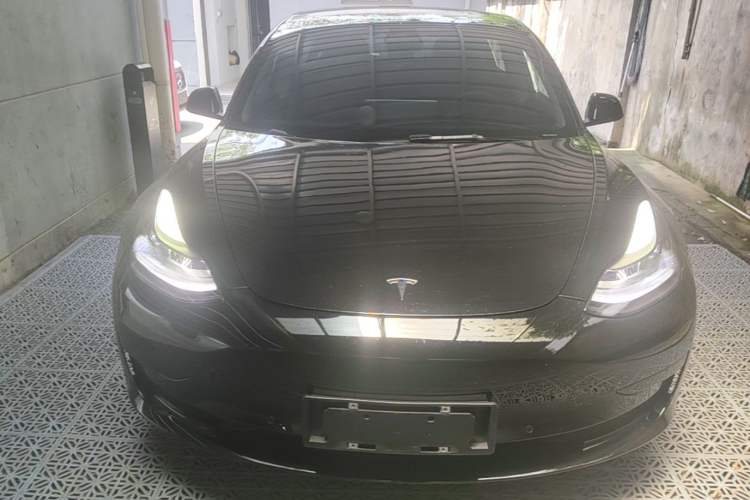 Used Tesla Model 3 2022 Rear-Wheel-Drive Version Front