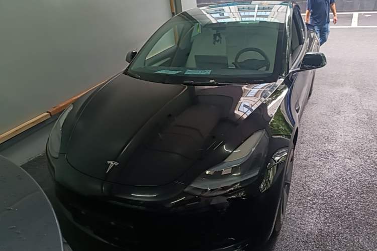Used Tesla Model 3 2022 Rear-Wheel-Drive Version Front