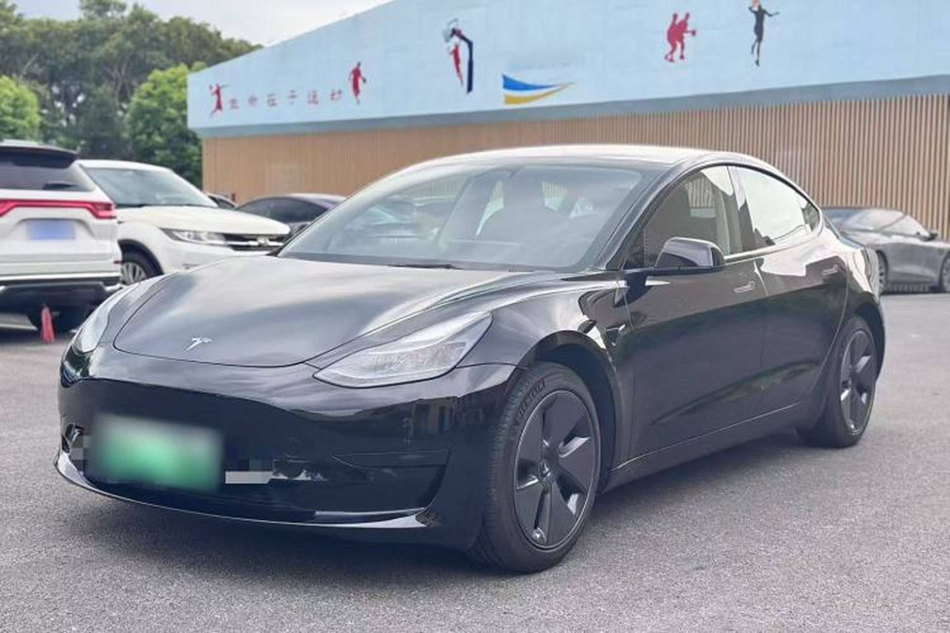 Used Tesla Model 3 2022 Rear-Wheel-Drive Version Front Left 45 Deg