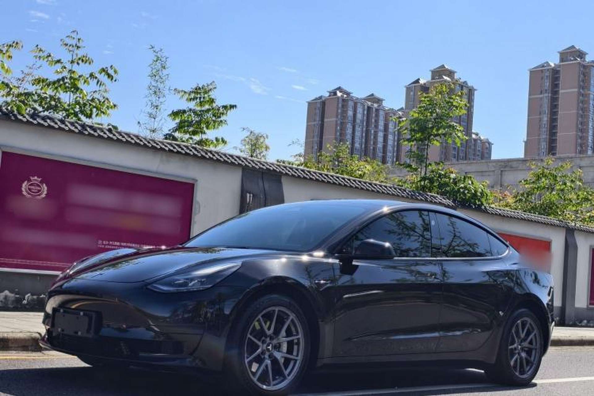 Used Tesla Model 3 2022 Rear-Wheel-Drive Version Front Left 45 Deg