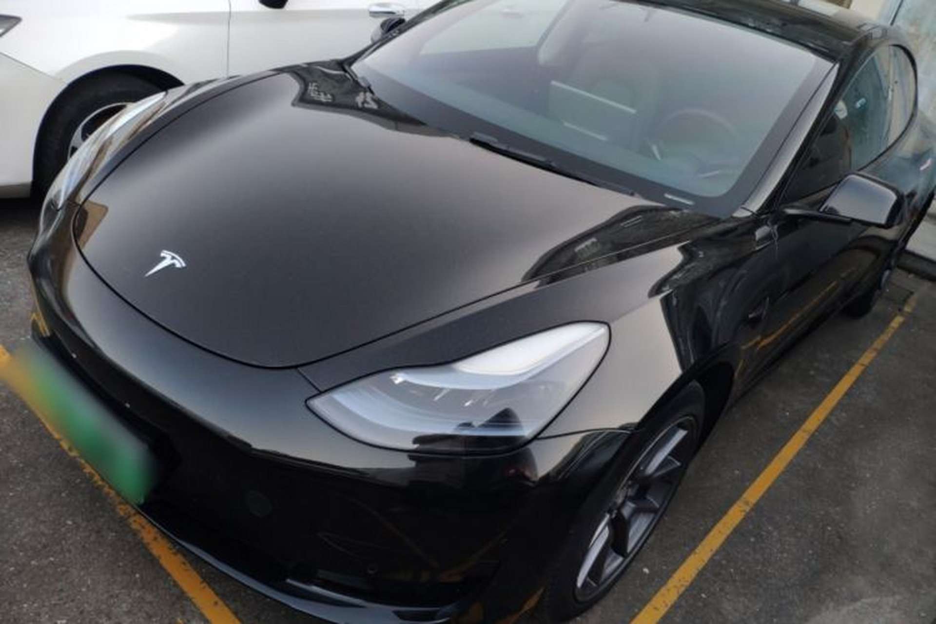 Used Tesla Model 3 2022 Rear-Wheel-Drive Version Front Left 45 Deg