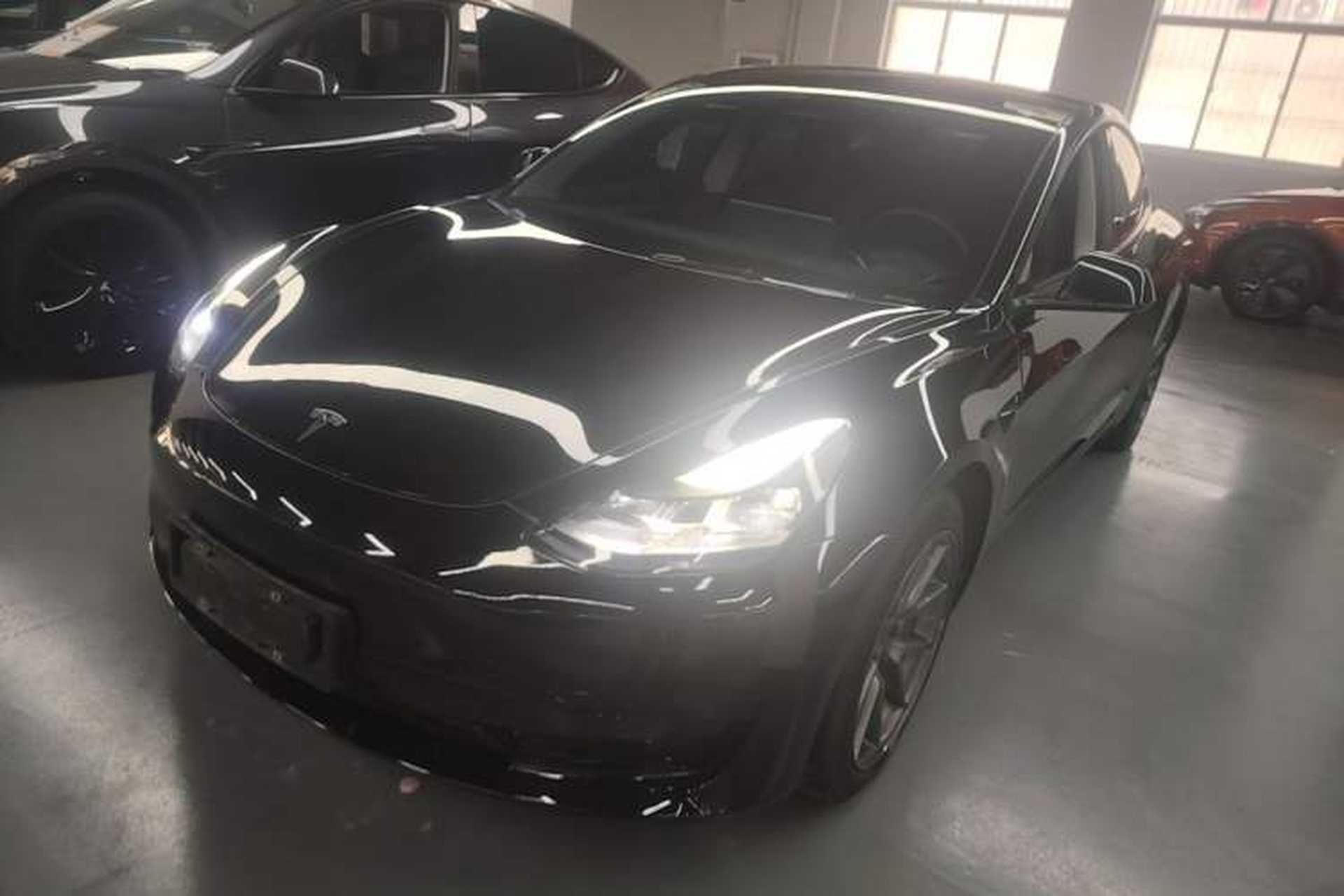 Used Tesla Model 3 2022 Rear-Wheel-Drive Version Front Left 45 Deg