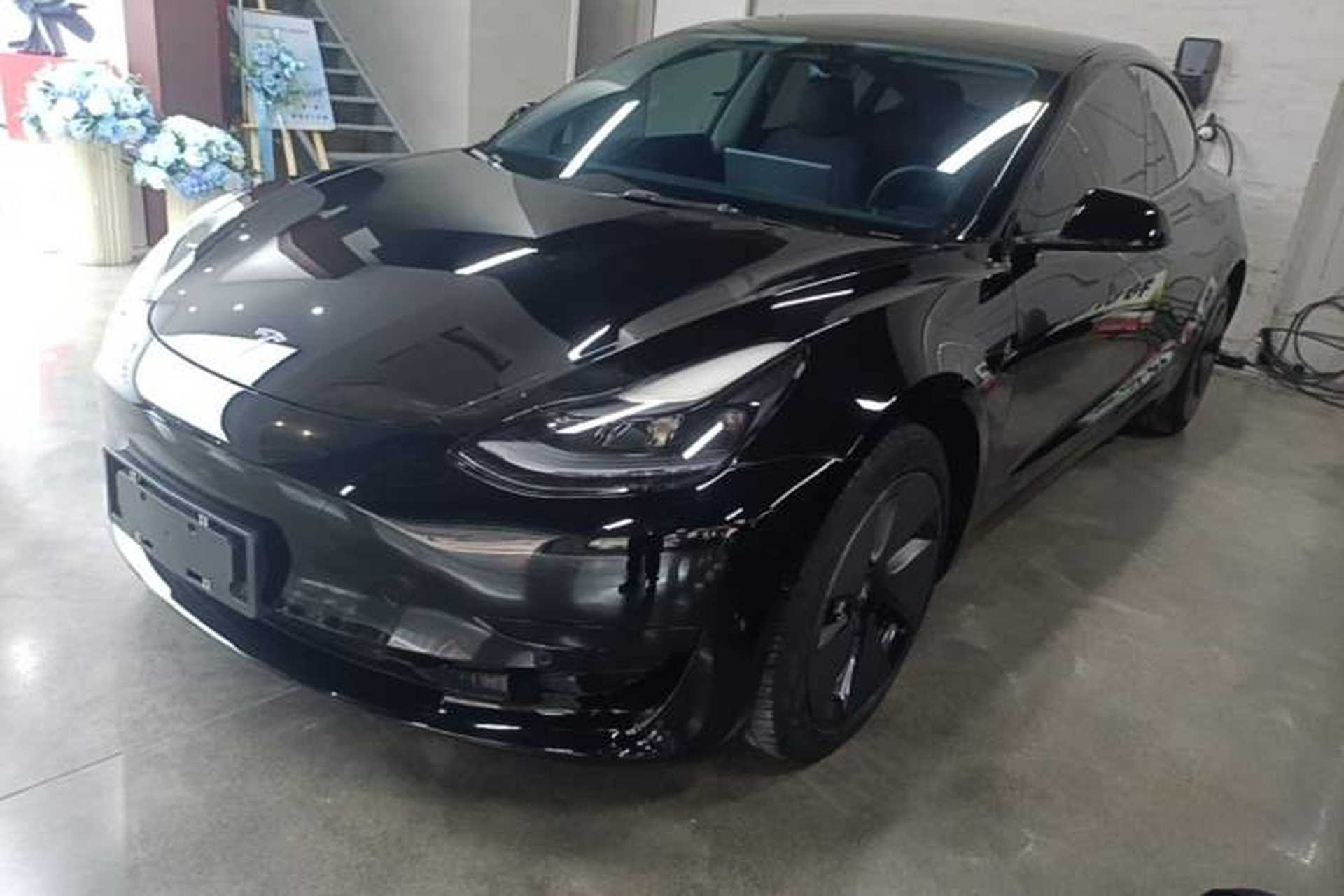 Used Tesla Model 3 2022 Rear-Wheel-Drive Version Front Left 45 Deg