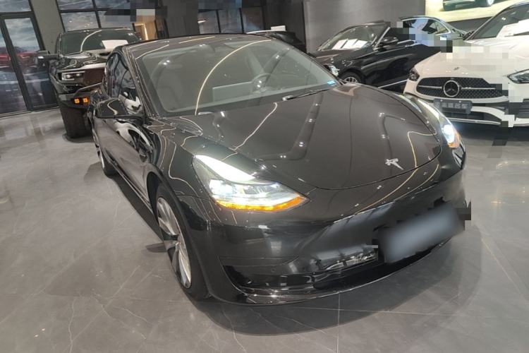 Used Tesla Model 3 2022 Rear-Wheel-Drive Version Front Right 45 Deg