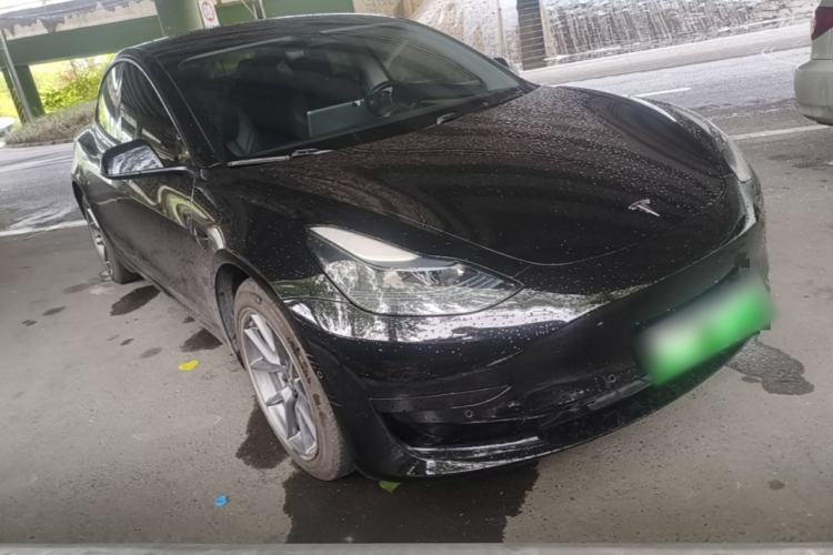 Used Tesla Model 3 2022 Rear-Wheel-Drive Version Front Right 45 Deg
