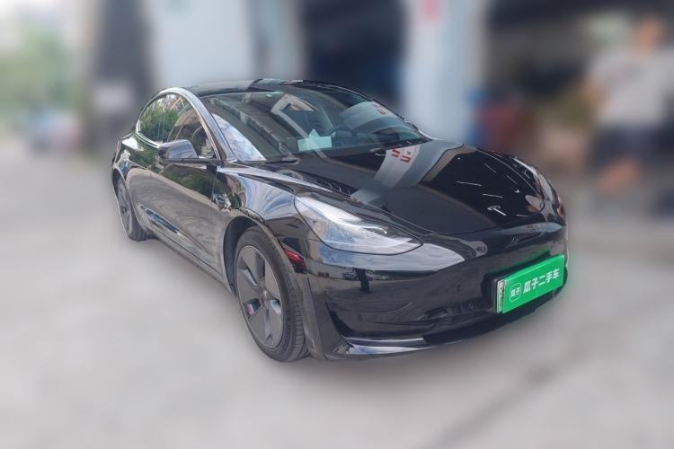 Used Tesla Model 3 2022 Rear-Wheel-Drive Version Front Right 45 Deg