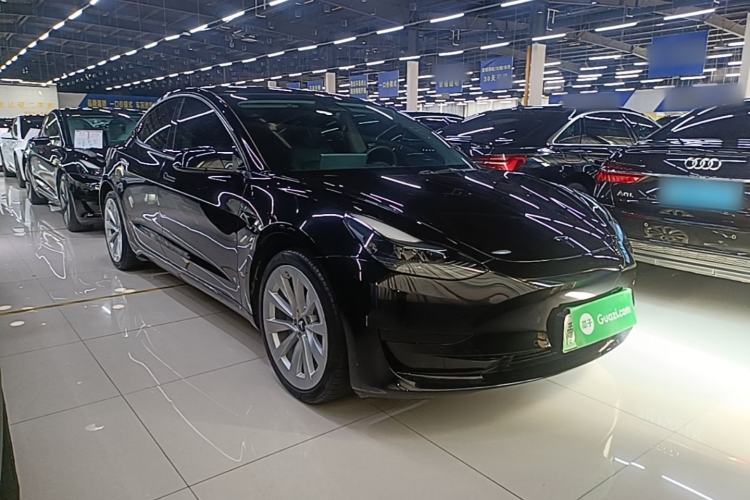Used Tesla Model 3 2022 Rear-Wheel-Drive Version Front Right 45 Deg
