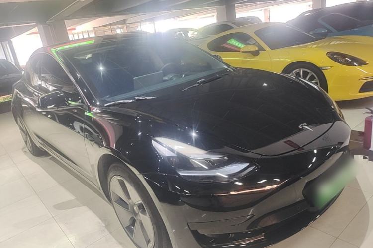 Used Tesla Model 3 2022 Rear-Wheel-Drive Version Front Right 45 Deg