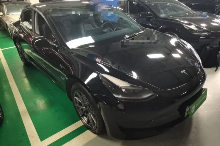Used Tesla Model 3 2022 Rear-Wheel-Drive Version Front Right 45 Deg