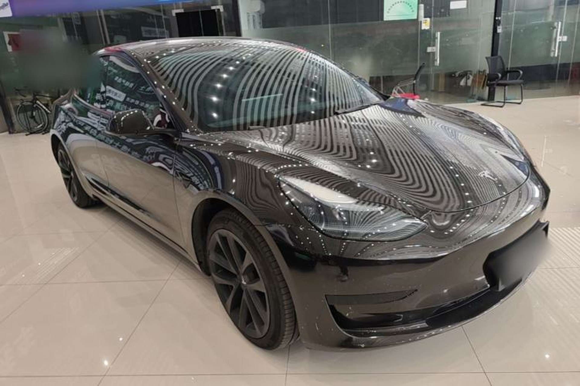 Used Tesla Model 3 2022 Rear-Wheel-Drive Version Front Right 45 Deg