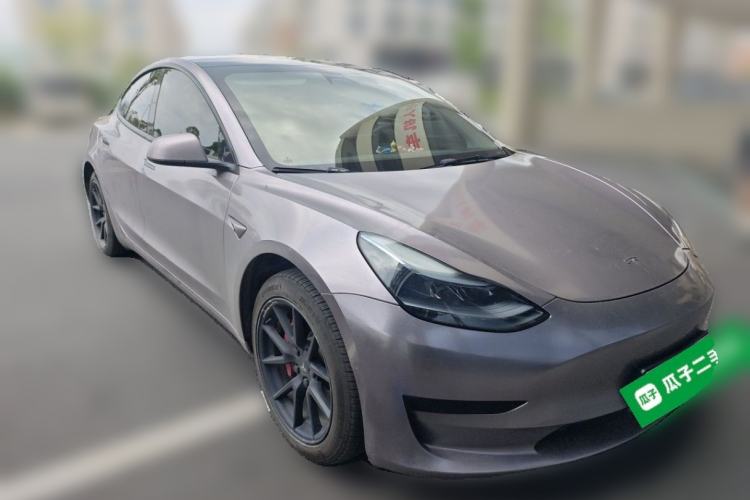 Used Tesla Model 3 2022 Rear-Wheel-Drive Version Front Right 45 Deg