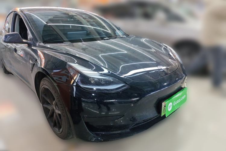 Used Tesla Model 3 2022 Rear-Wheel-Drive Version Front Right 45 Deg