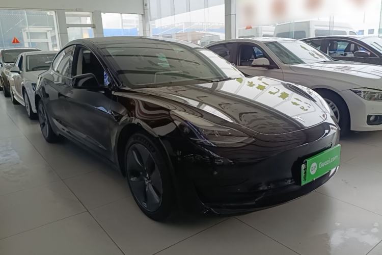Used Tesla Model 3 2022 Rear-Wheel-Drive Version Front Right 45 Deg