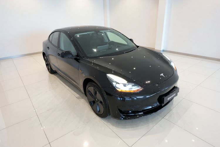Used Tesla Model 3 2022 Rear-Wheel-Drive Version Front Right 45 Deg