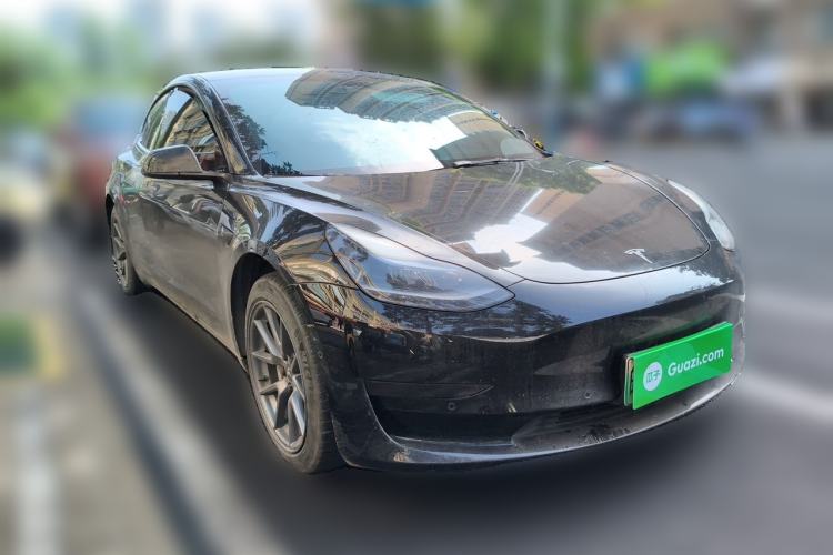 Used Tesla Model 3 2022 Rear-Wheel-Drive Version Front Right 45 Deg