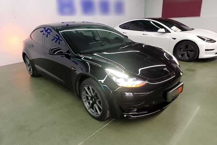Used Tesla Model 3 2022 Rear-Wheel-Drive Version Front Right 45 Deg