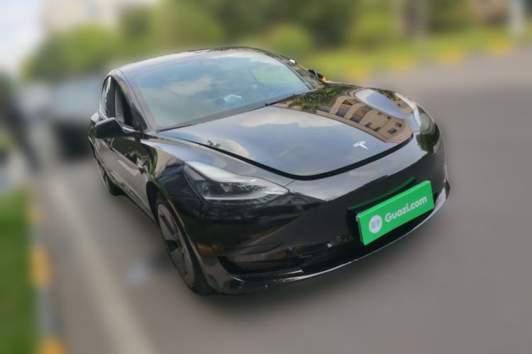 Used Tesla Model 3 2022 Rear-Wheel-Drive Version Front Right 45 Deg
