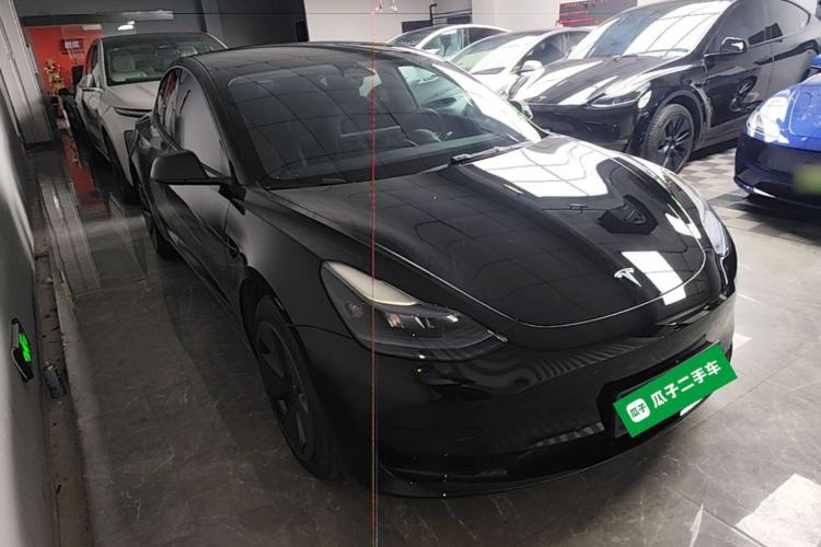 Used Tesla Model 3 2022 Rear-Wheel-Drive Version Front Right 45 Deg