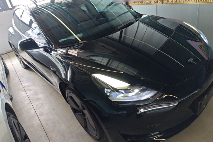 Used Tesla Model 3 2022 Rear-Wheel-Drive Version Front Right 45 Deg