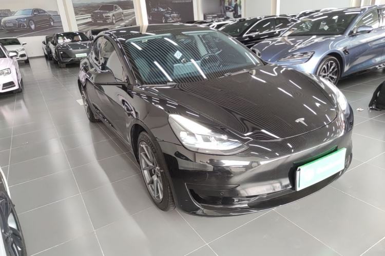 Used Tesla Model 3 2022 Rear-Wheel-Drive Version Front Right 45 Deg