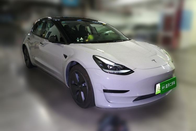 Used Tesla Model 3 2022 Rear-Wheel-Drive Version Front Right 45 Deg