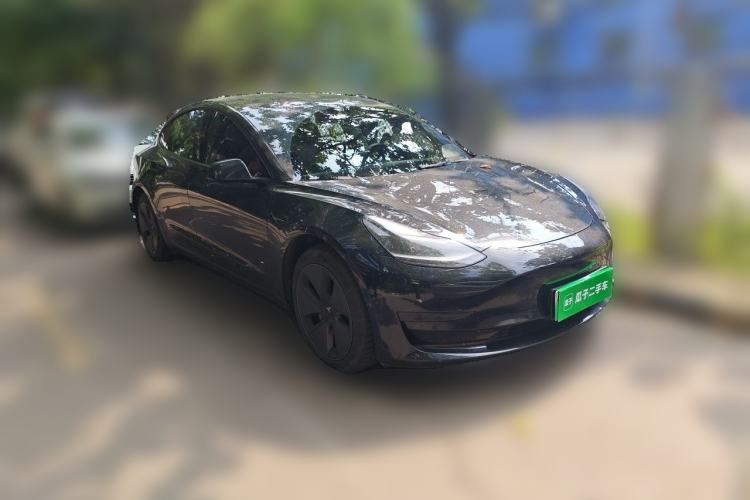 Used Tesla Model 3 2022 Rear-Wheel-Drive Version Front Right 45 Deg
