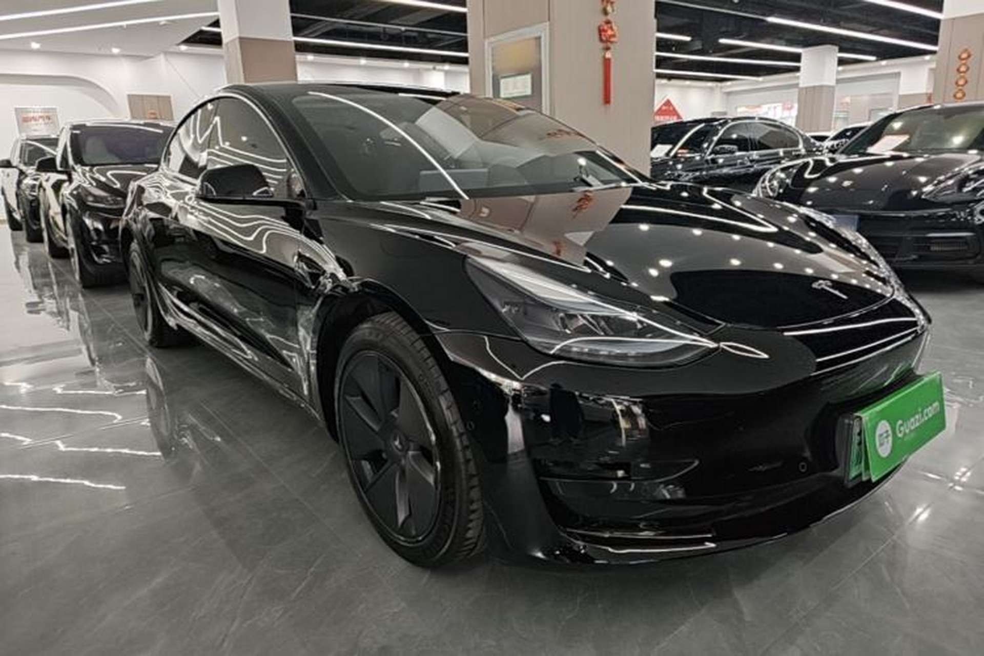 Used Tesla Model 3 2022 Rear-Wheel-Drive Version Front Right 45 Deg