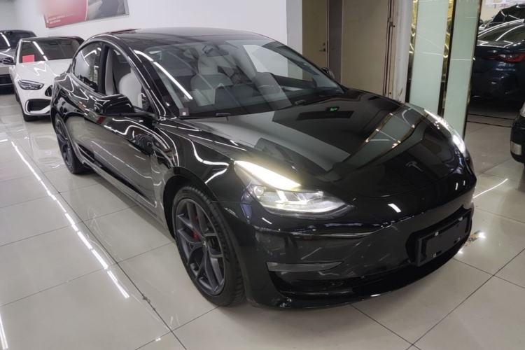 Used Tesla Model 3 2022 Performance High-Performance All-Wheel-Drive Version Front Right 45 Deg