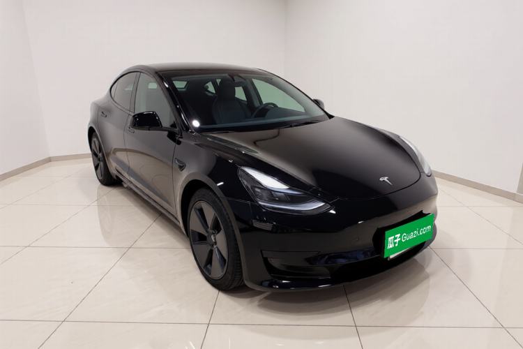 Used Tesla Model 3 2022 Rear-Wheel-Drive Version Front Right 45 Deg