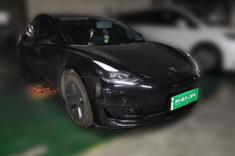 Used Tesla Model 3 2022 Rear-Wheel-Drive Version Front Right 45 Deg