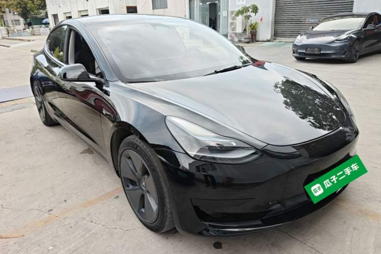 Used Tesla Model 3 2022 Rear-Wheel-Drive Version Front Right 45 Deg
