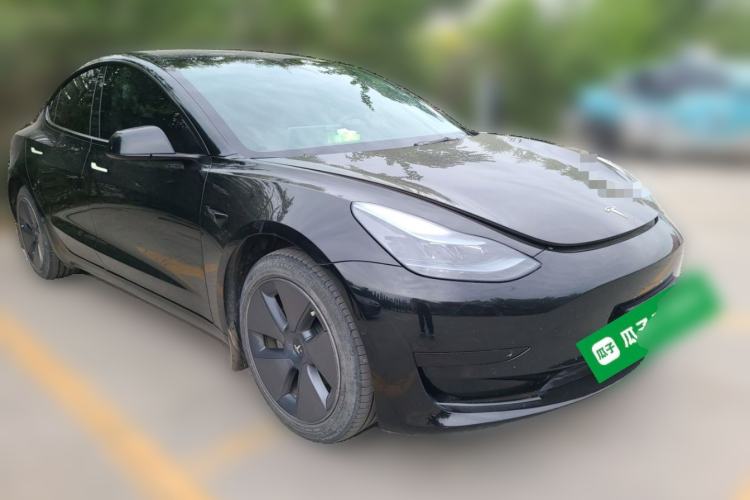 Used Tesla Model 3 2022 Rear-Wheel-Drive Version Front Right 45 Deg
