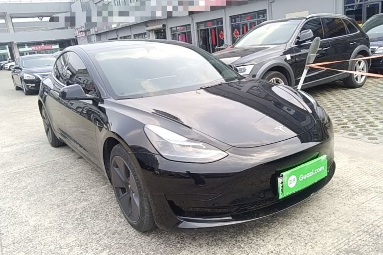 Used Tesla Model 3 2022 Rear-Wheel-Drive Version Front Right 45 Deg
