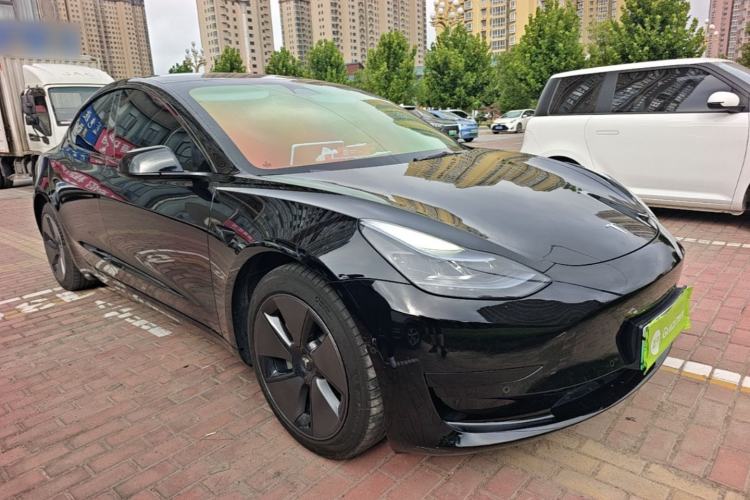 Used Tesla Model 3 2022 Rear-Wheel-Drive Version Front Right 45 Deg