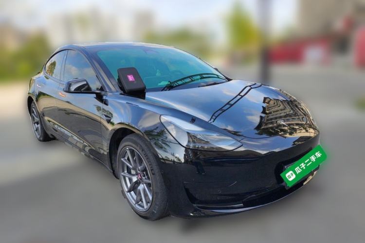 Used Tesla Model 3 2022 Rear-Wheel-Drive Version Front Right 45 Deg