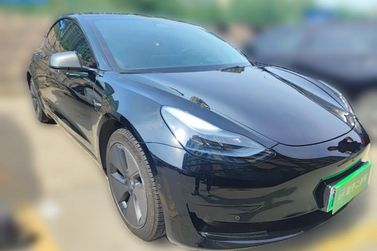 Used Tesla Model 3 2022 Rear-Wheel-Drive Version Front Right 45 Deg